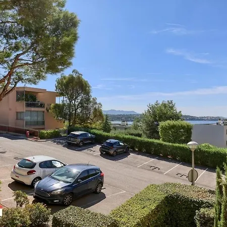 T2 Cosy , A Pied, Clim Et Parking